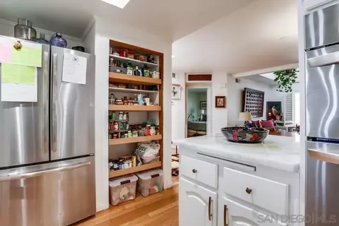 Kitchen - 7560 Eads Ave #12, La Jolla, CA 92037 photo 3 of 4