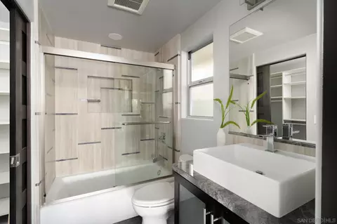 Bath - 2032 Cambridge Ave, Cadiff, CA 92007 photo 3 of 5