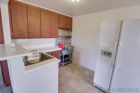 Kitchen - 255 Highline Trl, El Cajon, CA 92021 photo 5 of 5