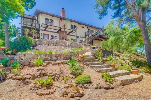Exterior - 255 Highline Trl, El Cajon, CA 92021 photo 12 of 18
