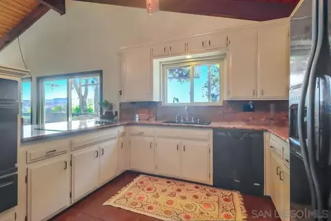 Kitchen - 255 Highline Trl, El Cajon, CA 92021 photo 2 of 5