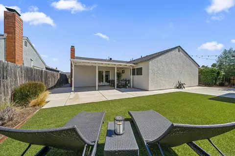 9480 Avenida Acero, Spring Valley, CA 91977 photo 31