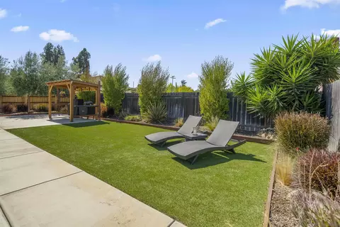 9480 Avenida Acero, Spring Valley, CA 91977 photo 7
