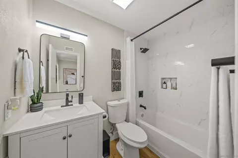 9480 Avenida Acero, Spring Valley, CA 91977 photo 24