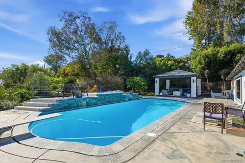 Exterior - 455 Glencrest Dr, Solana Beach, CA 92075 photo 12 of 23