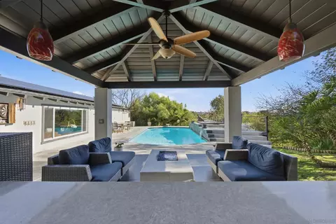 Exterior - 455 Glencrest Dr, Solana Beach, CA 92075 photo 1 of 23