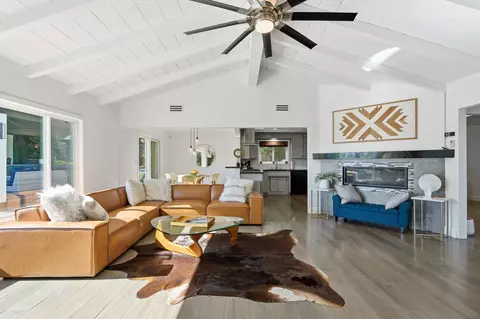 Living - 455 Glencrest Dr, Solana Beach, CA 92075 photo 3 of 6