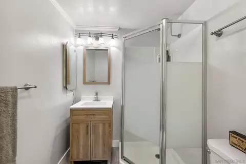 Bath - 127 Warner St, Oceanside, CA 92058 photo 3 of 3