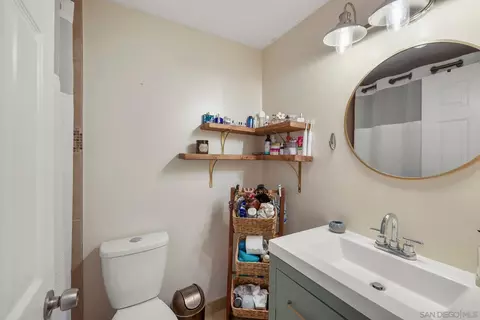 Bath - 127 Warner St, Oceanside, CA 92058 photo 2 of 3