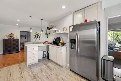Kitchen - 127 Warner St, Oceanside, CA 92058 photo 4 of 6