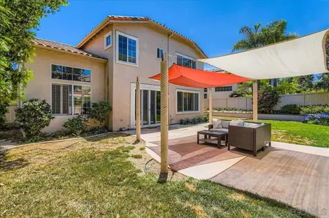 Exterior - 1382 Sparrow Rd, Carlsbad, CA 92011 photo 5 of 7