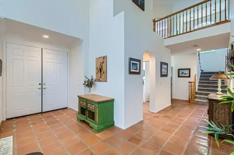 Entry Way - 1382 Sparrow Rd, Carlsbad, CA 92011 photo 2 of 4