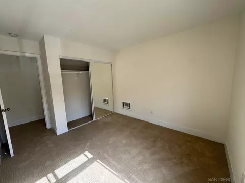 Bedroom - 432 Edgehill Ln #8, Oceanside, CA 92054 photo 2 of 4