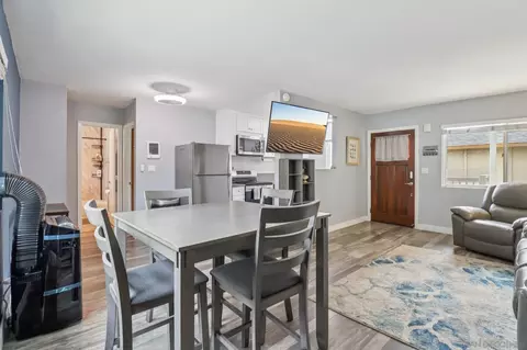 676 Seacoast Dr #E, Imperial Beach, CA 91932 photo 3