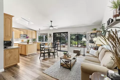 1630 Candlelight Gln, Escondido, CA 92029 photo 16