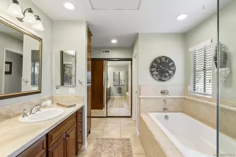 1630 Candlelight Gln, Escondido, CA 92029 photo 42