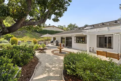 1630 Candlelight Gln, Escondido, CA 92029 photo 25