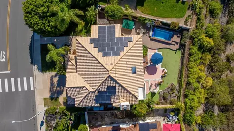 View/Area - 5114 Bella Collina St, Oceanside, CA 92056 photo 8 of 13