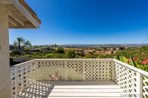Exterior - 5114 Bella Collina St, Oceanside, CA 92056 photo 3 of 13