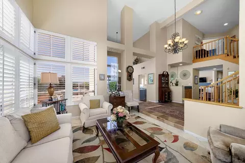 Living - 5114 Bella Collina St, Oceanside, CA 92056 photo 2 of 6