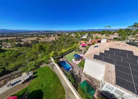 View/Area - 5114 Bella Collina St, Oceanside, CA 92056 photo 1 of 13