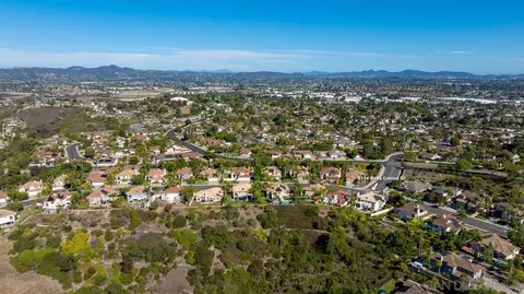 View/Area - 5114 Bella Collina St, Oceanside, CA 92056 photo 13 of 13