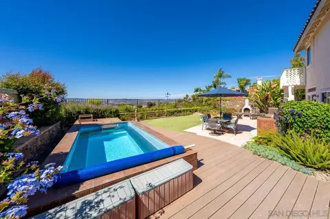 Exterior - 5114 Bella Collina St, Oceanside, CA 92056 photo 8 of 13