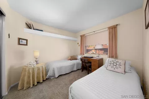 Bedroom - 5114 Bella Collina St, Oceanside, CA 92056 photo 5 of 5