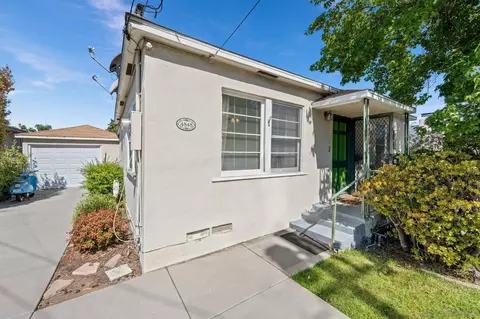 Exterior - 4848 Cypress St, La Mesa, CA 91942 photo 2 of 11