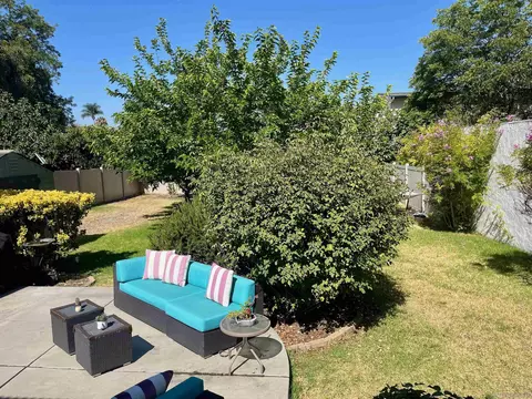 Exterior - 4848 Cypress St, La Mesa, CA 91942 photo 6 of 11