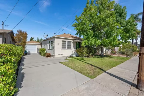 Exterior - 4848 Cypress St, La Mesa, CA 91942 photo 1 of 11