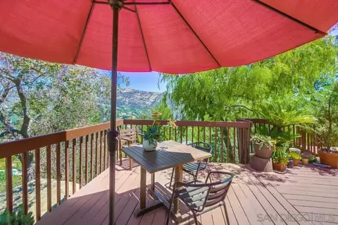 Exterior - 940 Mountain View Rd, El Cajon, CA 92021 photo 9 of 29