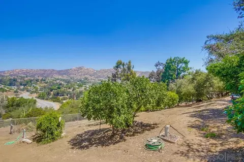 Exterior - 940 Mountain View Rd, El Cajon, CA 92021 photo 22 of 29