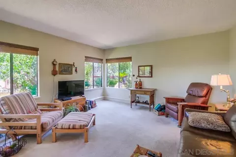 Living - 940 Mountain View Rd, El Cajon, CA 92021 photo 4 of 6