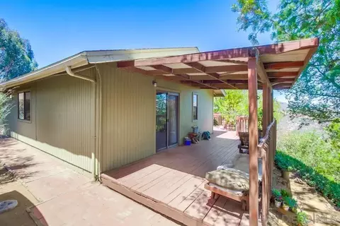 Exterior - 940 Mountain View Rd, El Cajon, CA 92021 photo 12 of 29