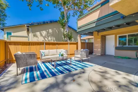 10262 Michala, Santee, CA 92071 photo 2