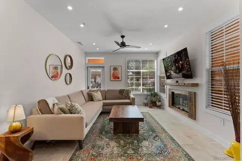 18622 Caminito Cantilena #308, San Diego, CA 92128