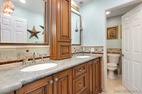 357 Camino Parque, Oceanside, CA 92057 photo 29