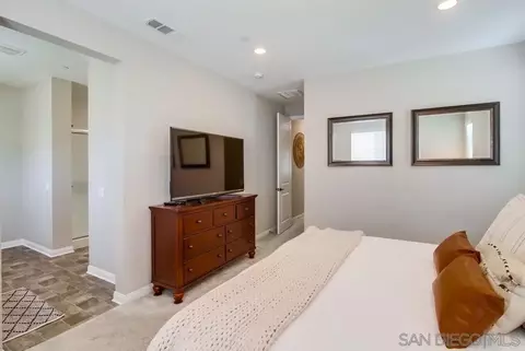 2128 Bluestone Cir, Chula Vista, CA 91913 photo 20