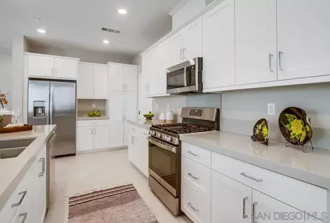 2128 Bluestone Cir, Chula Vista, CA 91913 photo 8