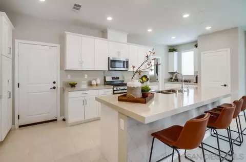 2128 Bluestone Cir, Chula Vista, CA 91913 photo 10