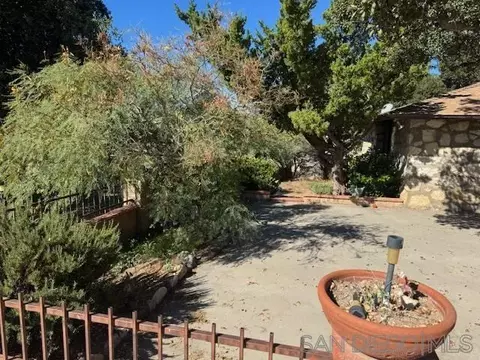 Exterior - 1639 Jewel Valley Rd, Boulevard, CA 91905 photo 5 of 18
