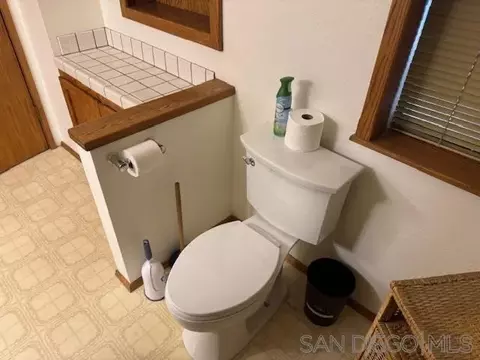 Bath - 1639 Jewel Valley Rd, Boulevard, CA 91905 photo 2 of 5