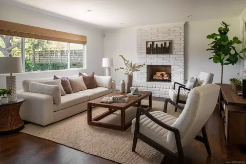 2764 Levante St, Carlsbad, CA 92009 photo 3