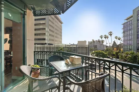2500 6th Ave #404, San Diego, CA 92103