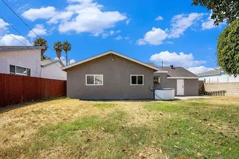 Exterior - 634 Spruce Ave, Imperial Beach, CA 91932 photo 10 of 10