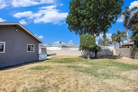 Exterior - 634 Spruce Ave, Imperial Beach, CA 91932 photo 8 of 10