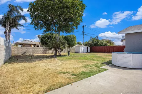 Exterior - 634 Spruce Ave, Imperial Beach, CA 91932 photo 6 of 10