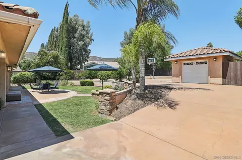 Exterior - 16112 Arena Dr, Ramona, CA 92065 photo 8 of 23