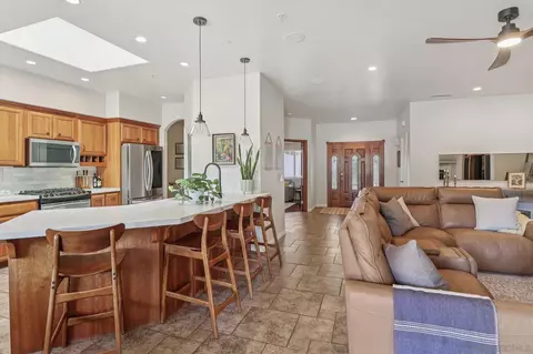 Kitchen - 16112 Arena Dr, Ramona, CA 92065 photo 1 of 7